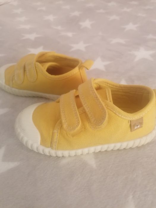 Vand adidași mar 25