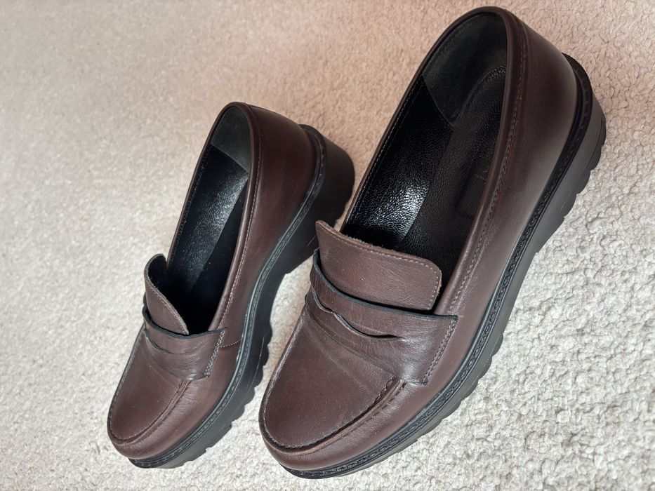 Кафяви Лоуфъри Gi Anni