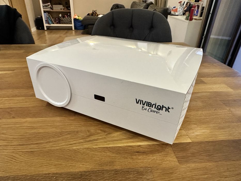 Проектор Vivibright F30 LED, реално FullHD 1920