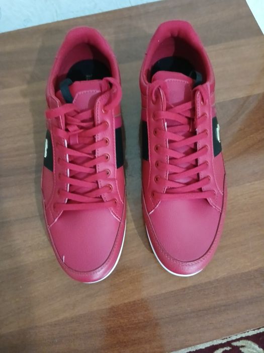 Красовка  LACOSTE жуда мустаҳкам США