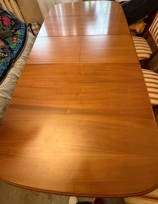 Продается раскладной обеденный стол