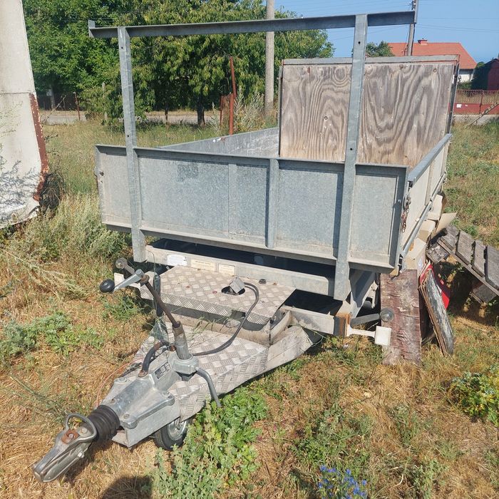 Самосвално ремарке
САМОСВАЛНО ЕЛ, РЕМАРКЕ