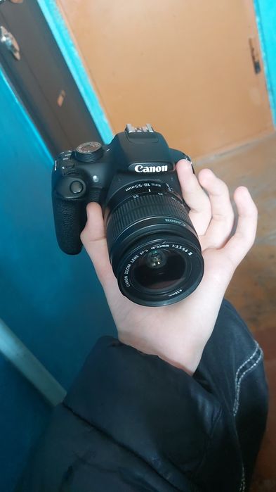 Canon 1200g kit фотоаппарат