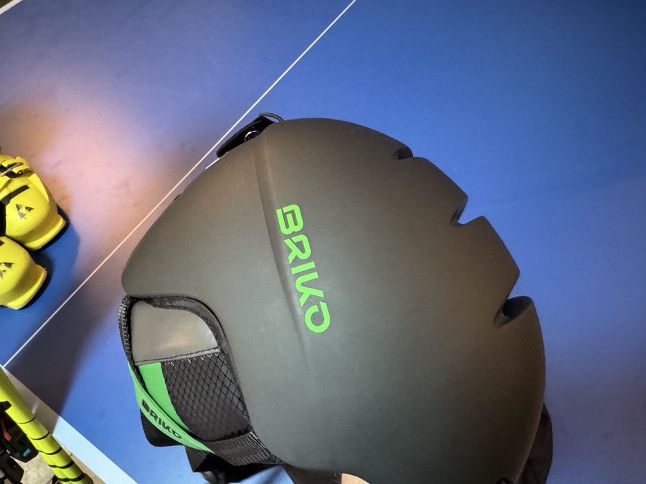 Casca Ski Briko noua