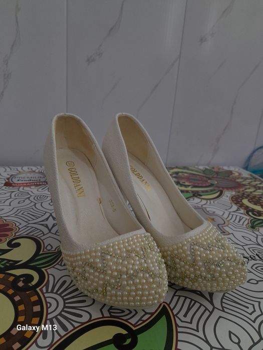 Продаются каблуки