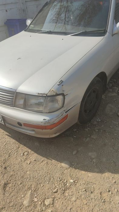 Продам машину Toyota Crown