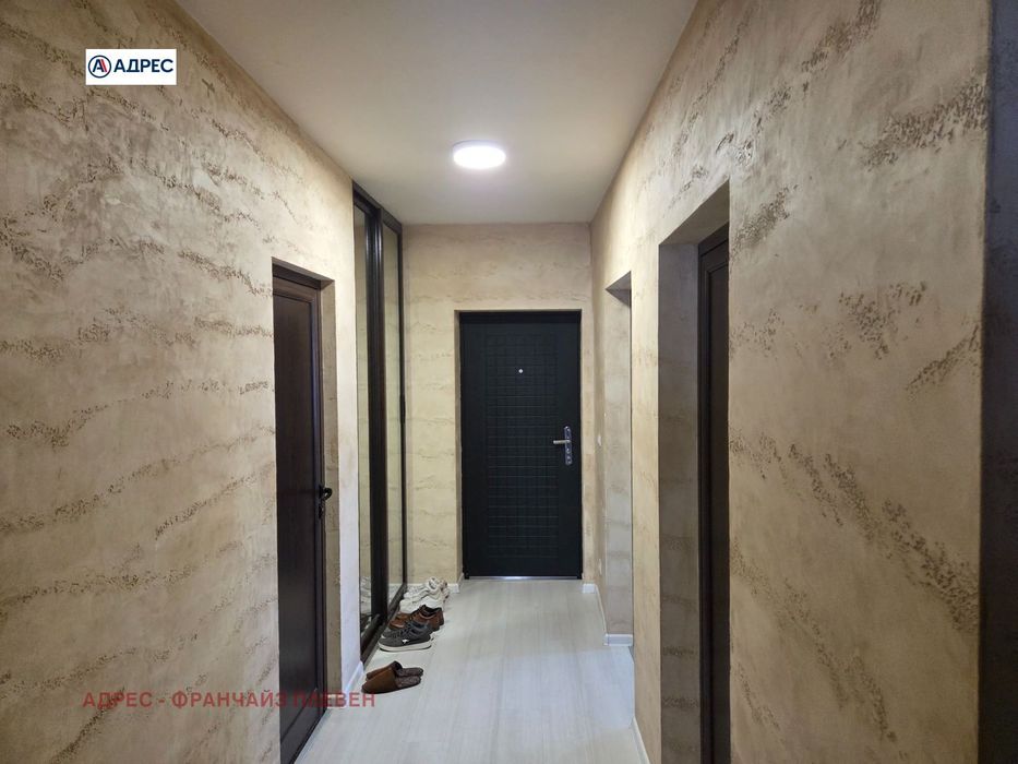 Етаж от къща в Враца-Река Лева площ 100 цена 150000