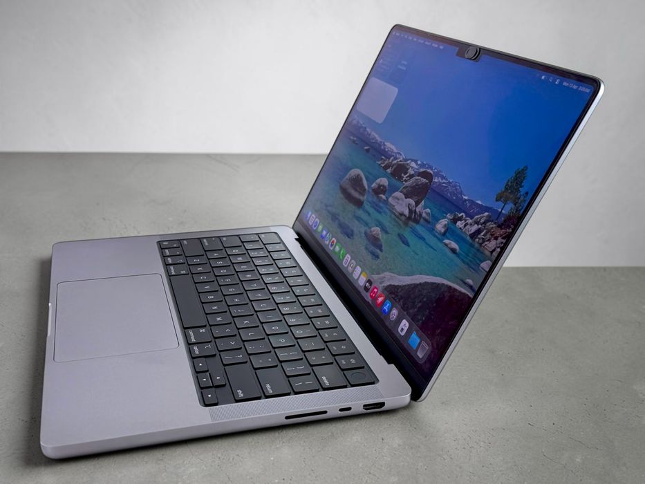 MacBook Pro 14" M2 PRO 10CPU 16GPU 32GB RAM, 512GB SSD