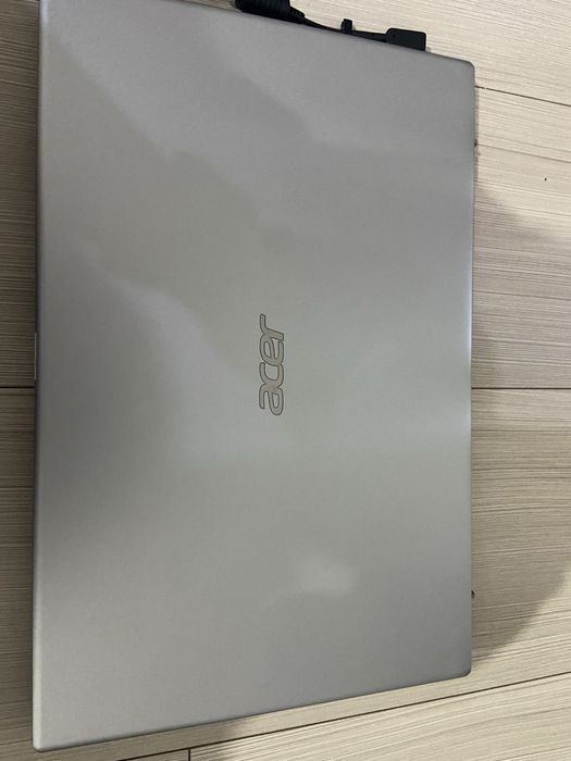 Vand/schimb Laptop Acer Aspire i3