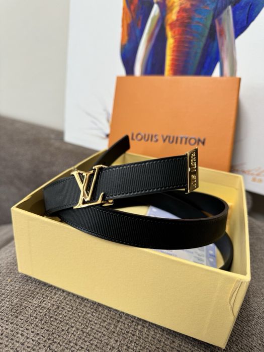 Колани от естествена кожа LV Celine