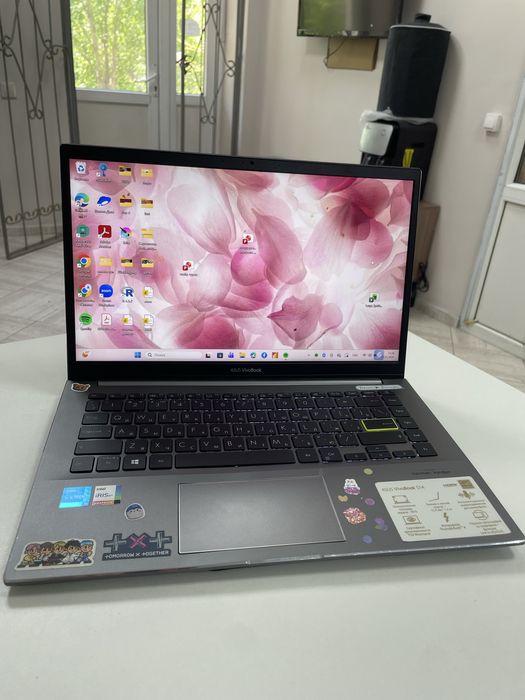 Продаю ноутбук мощный Асус VivoBook