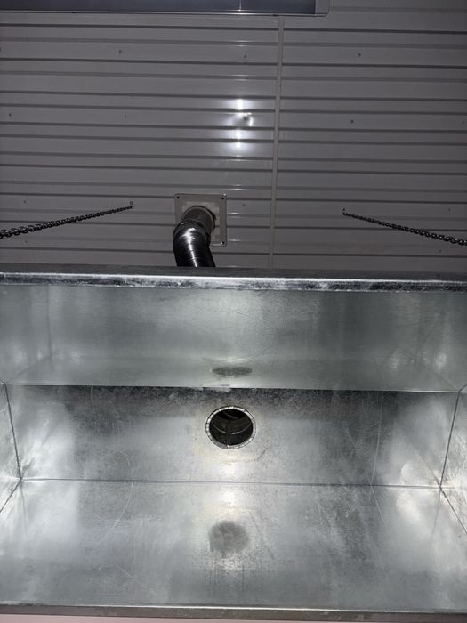 Вытяшка с моторчиком