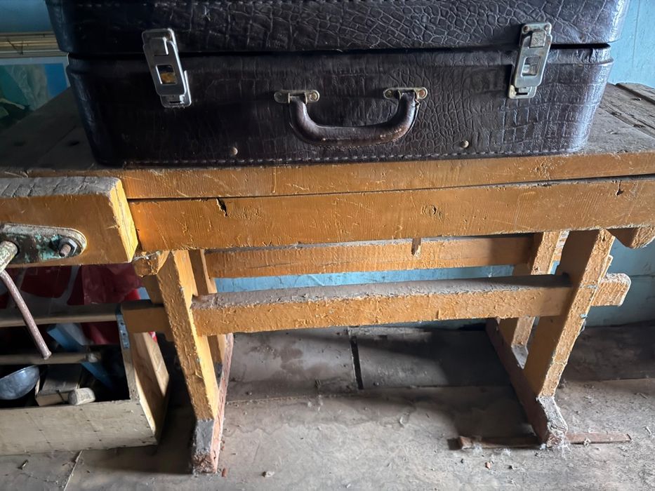 Продам стол верстак