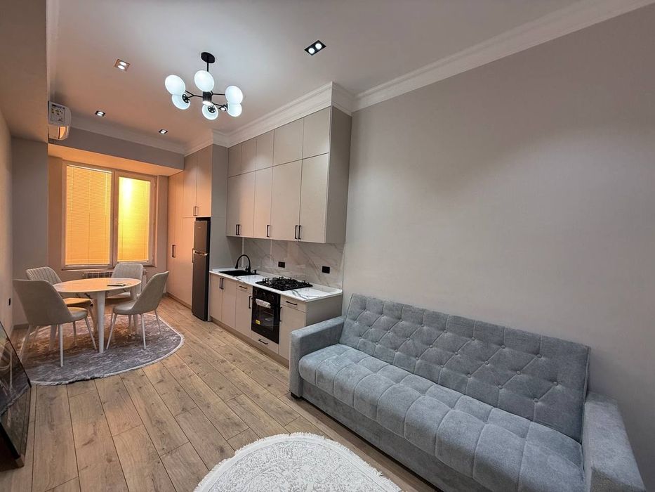 Продается 2/7/13 48м2 в ЖК Aviasozlar plaza, ор-р: рынок Кадышева