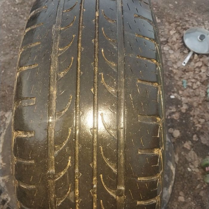 Резина летняя 185/70/14 бу