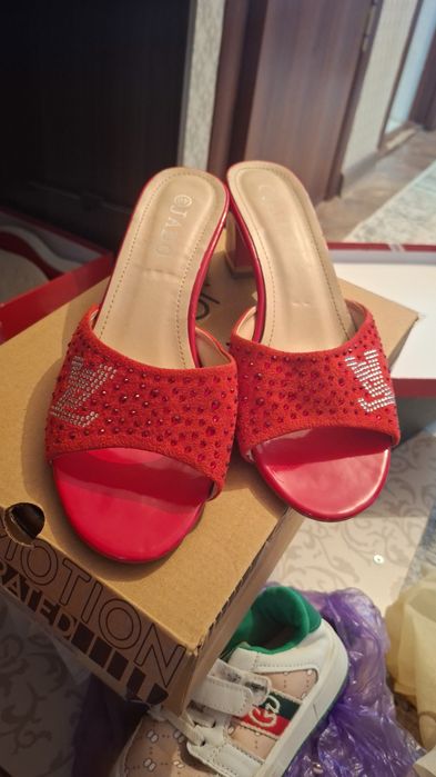 Туфли, басаножка, шлепка