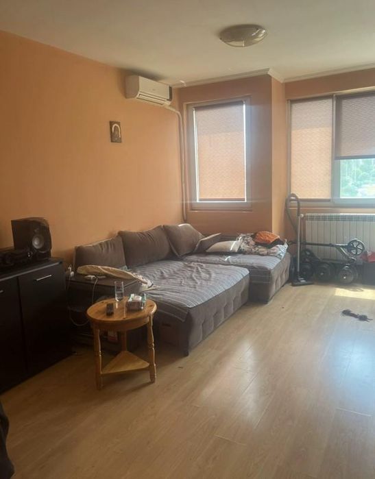 Дава се под наем Двустаен апартамент в София, Люлин 3 - 75 кв.м за 568.14 € - Снимка #1