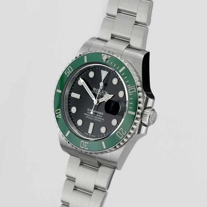 Rolex Oyster Submariner Date 126610LV "Starbucks"