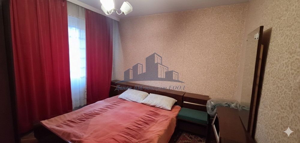 Продава се Тристаен апартамент в Шумен, Томбул джамия - 81 кв.м за 1291 €/кв.м - Снимка #4