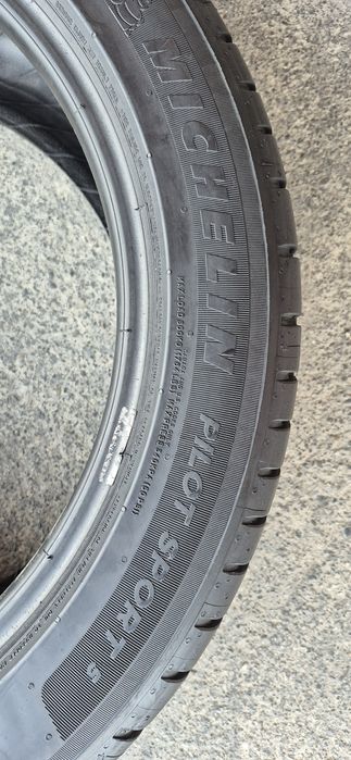 4 anvelope vara ca noi,fata Michelin 245/45/18,spate Goodyear 275/40/18.Pretul este pe bucata.