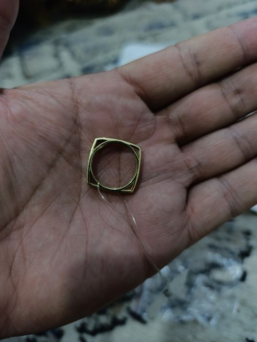 Золотая кольцо, Итальянский бренд ,проба 585, вес 2,60 гр