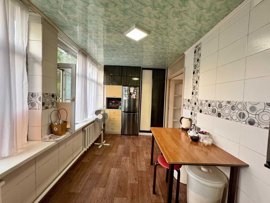 Продаём 3 комн. кв - ул. Терешковой 32