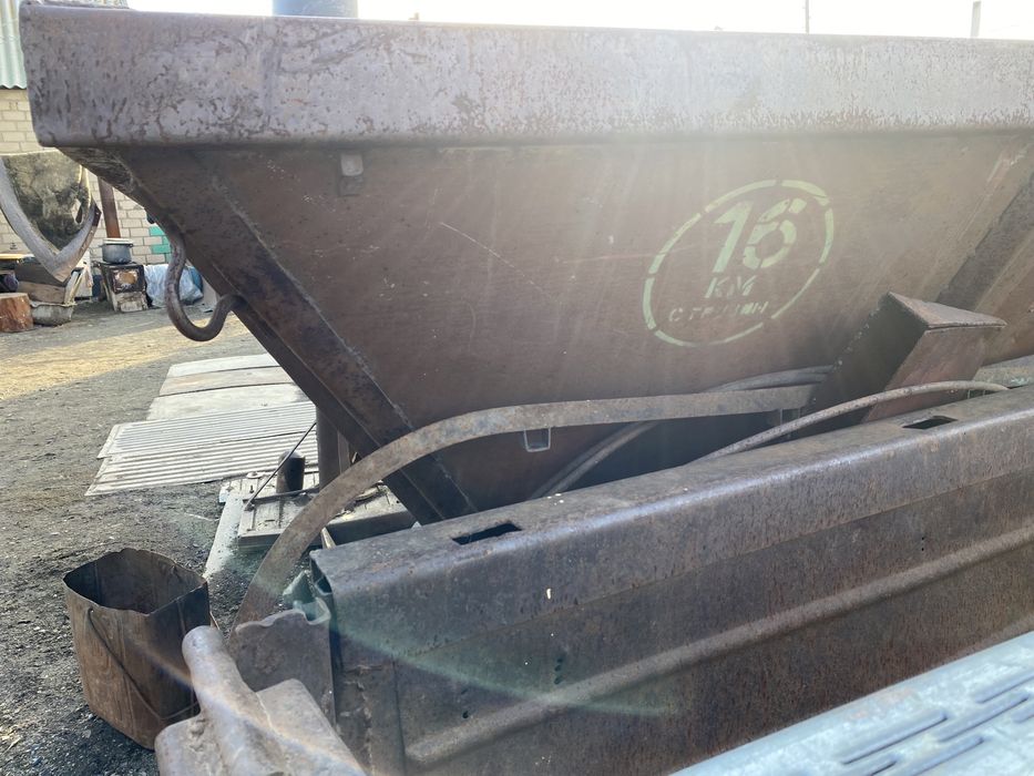 продам бункер из хорошего металла