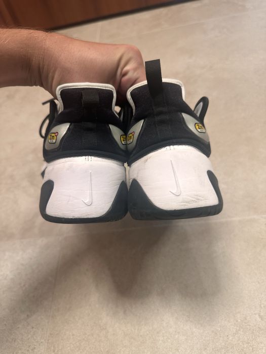 nike air zoom 2000