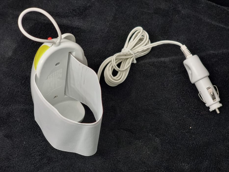 Incalzitor auto biberoane