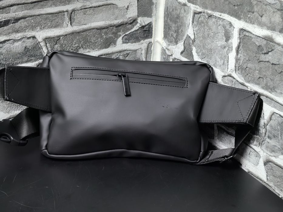 Унисекс чанта тип банан