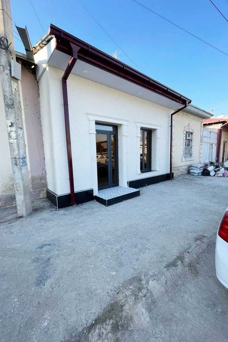 har qanday biznes faoliyati uchun mos bo‘lgan turar joy uy sotiladi