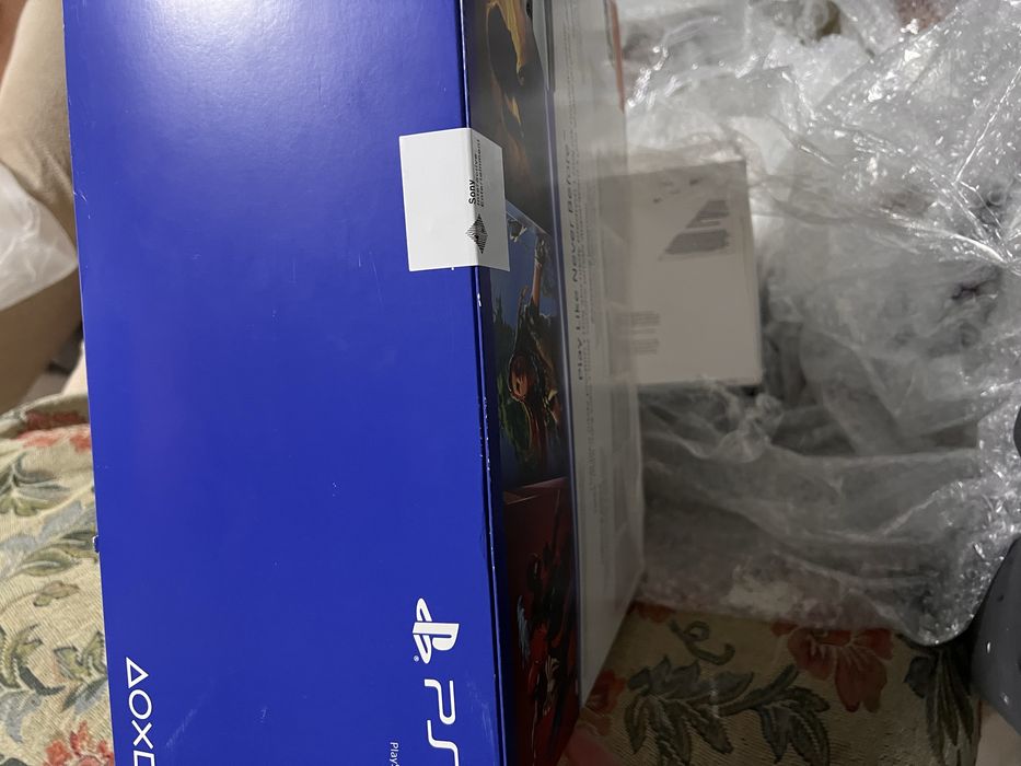 Playstaishion 5 slim новая