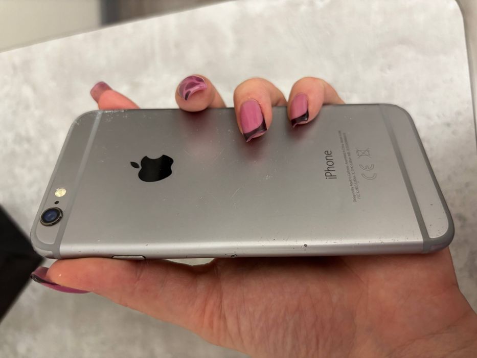 Продам iPhone 6 64GB в хорошем состоянии