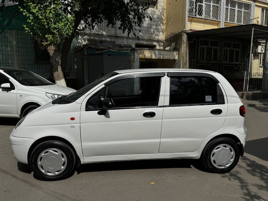 Moshina sotiladi matiz