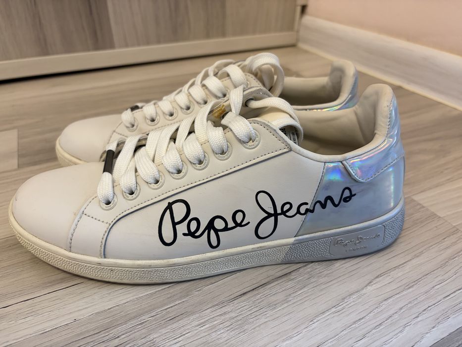 Pepe Jeans сникърси