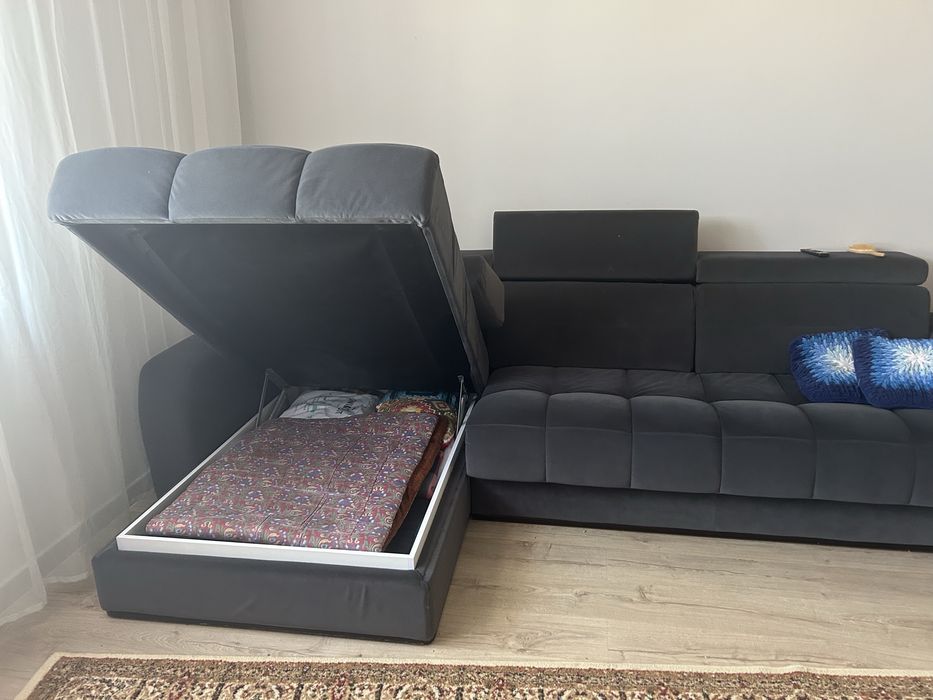 Диван угловой  бу