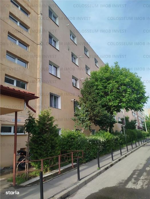 Apartament 2 C decomandat mobilat utilat Piata Tractorul