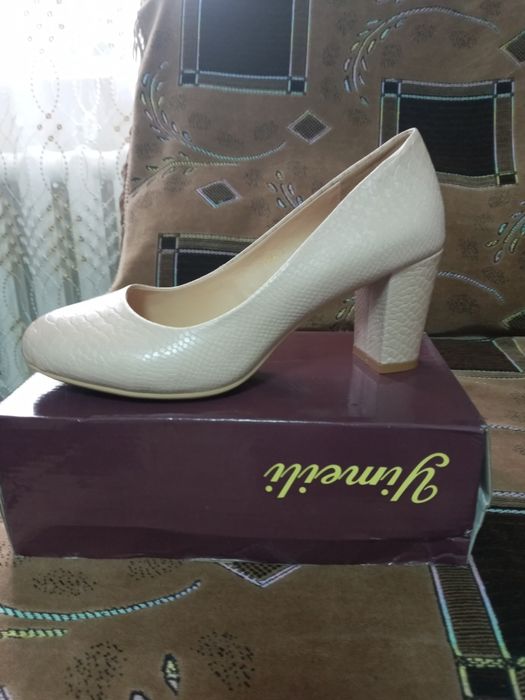 Туфли женские  новые