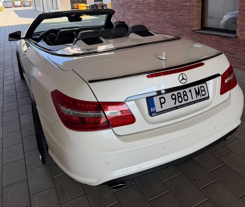 Mercedes Benz E 300 Cabrio pachet AMG  2013