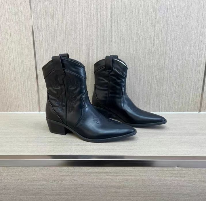 Казаки.Черный ботильоны.