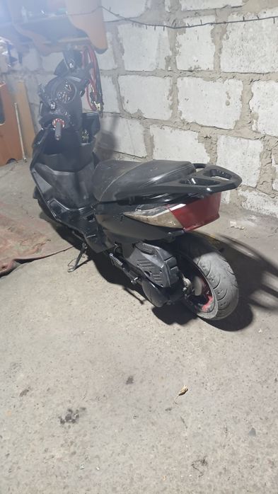 Продам скутер м8 150куб