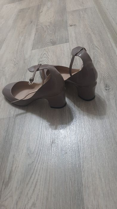 Обувь женская новая