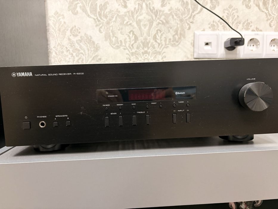 Срочно продам колонки и усилитель