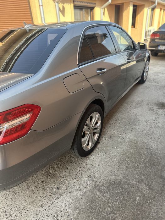 Vând Mercedes E klasse E200 CDi