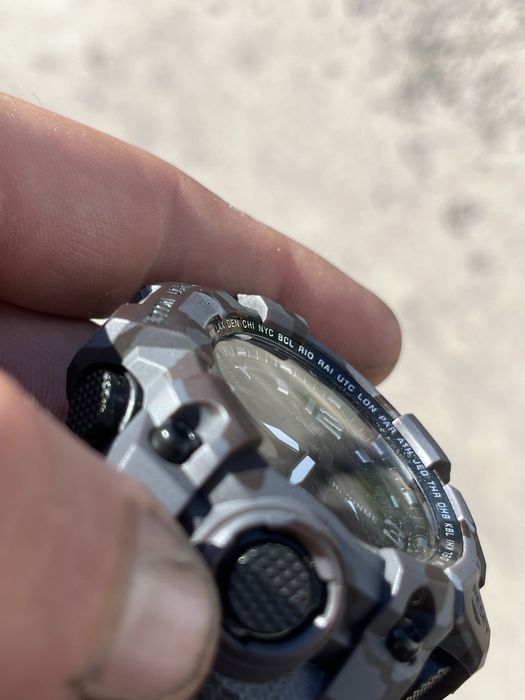 Чисто Нов Часовник