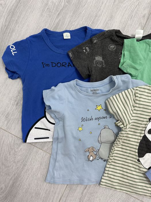 Детские футболки на 8-12 месяцев