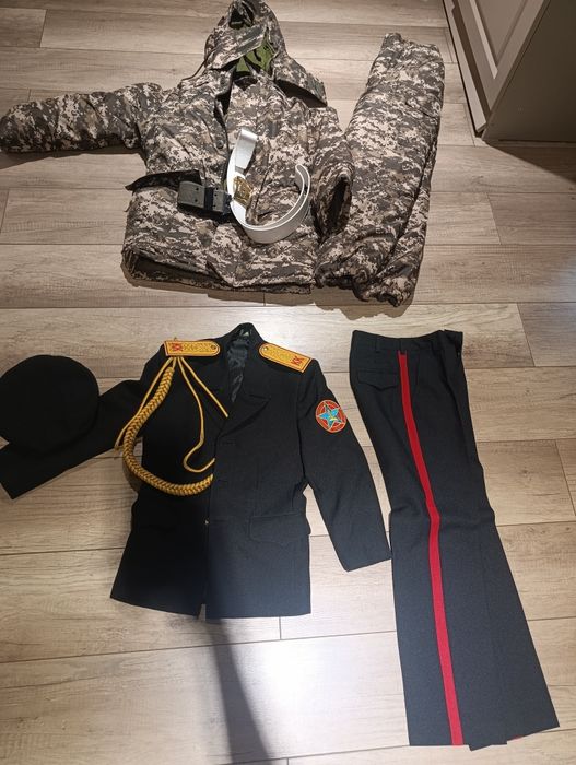 Военный одежды куртка и костюм