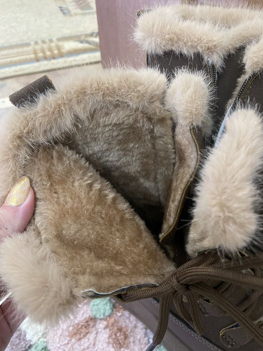 Зимние ботинки женские