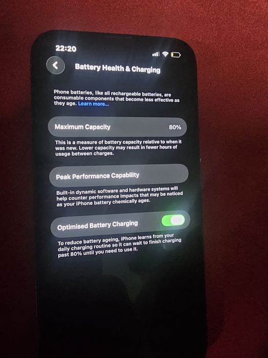 Vand iPhone 14 midnight