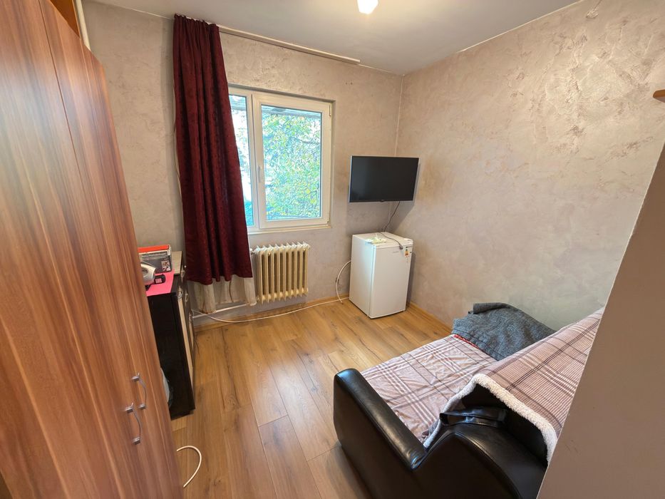 Cluj Napoca Piata Hermes Strada Zambilei 1 camera 40000 euro